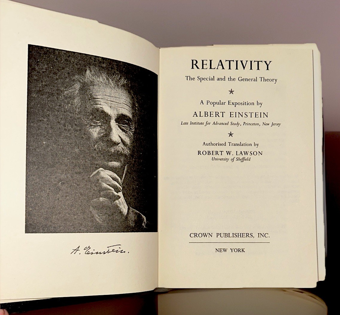 Einstein Relativity: The Special and General Theory (1961, Hardcover) – Crown