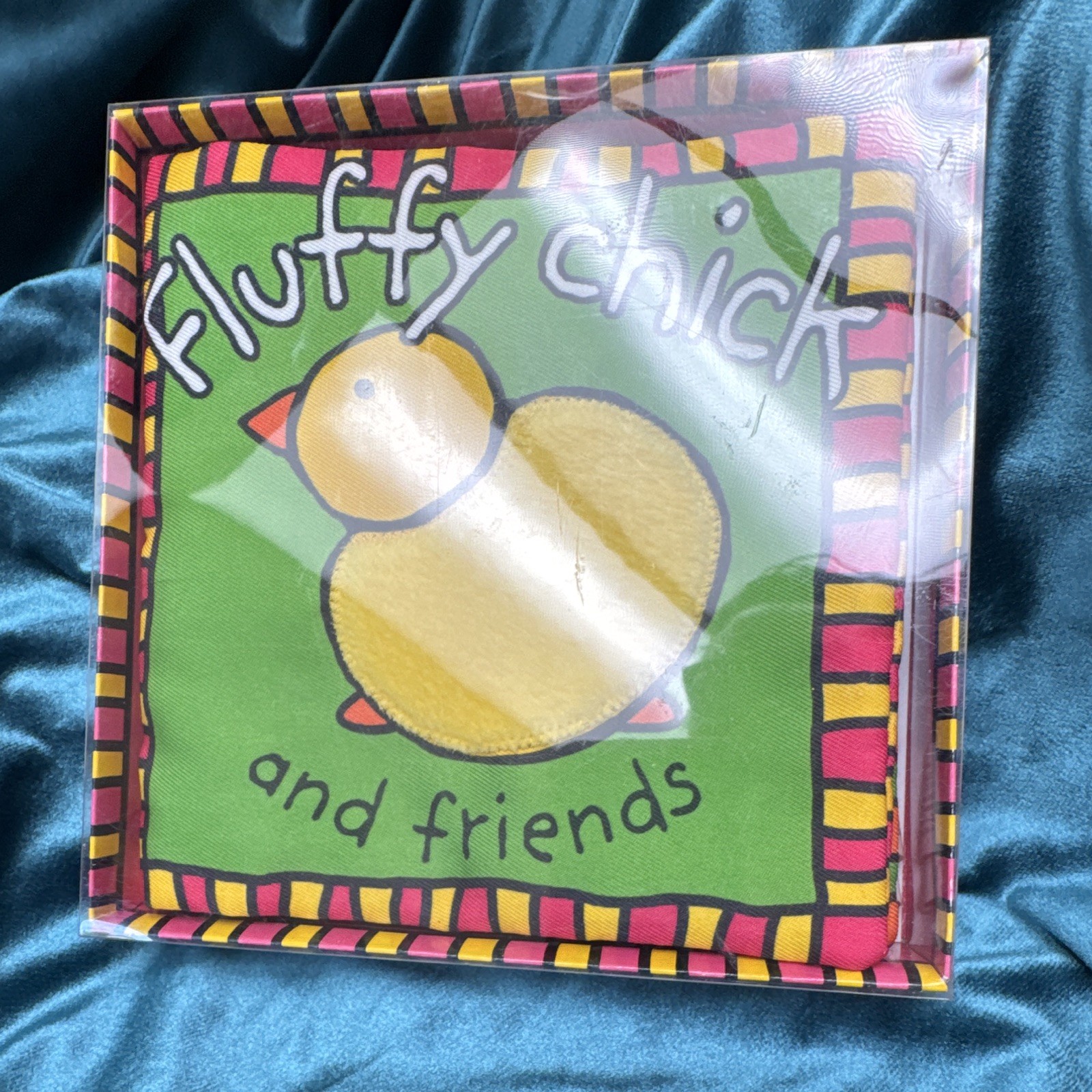 Roger Priddy – Fluffy Chick and Friends Touch-and-Feel Cloth/Bath Book (2015)