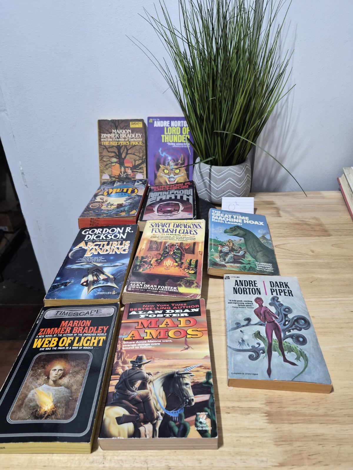Lot Of 10 Sci Fi – Fantasy Vintage Paperback Books TITLES SEEN