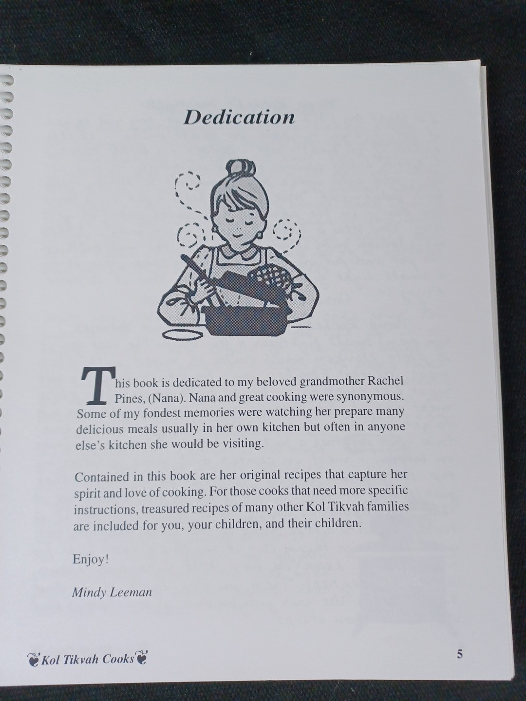 Kol Tikvahs Cooks Jewish recipe Paperback Binder 132 pages 1996