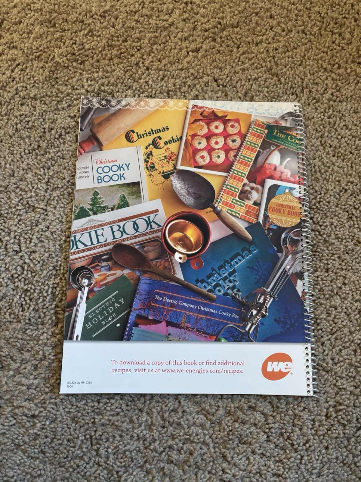 2018 WISCONSIN WE ENERGIES COOKIE BOOK-90TH ANNIVERSARY COOKBOOK-RECIPES-PHOTO