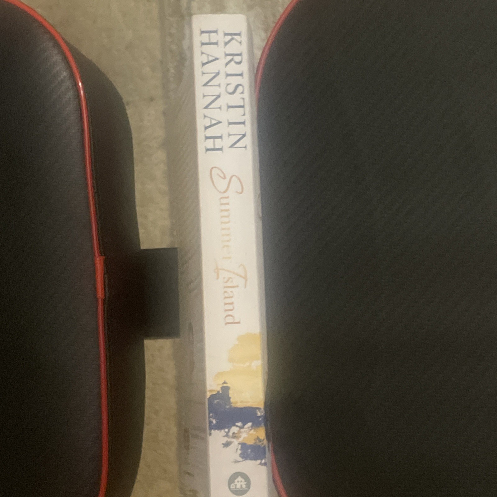 Summer Island : A Novel by Kristin Hannah (2004, Trade Paperback)