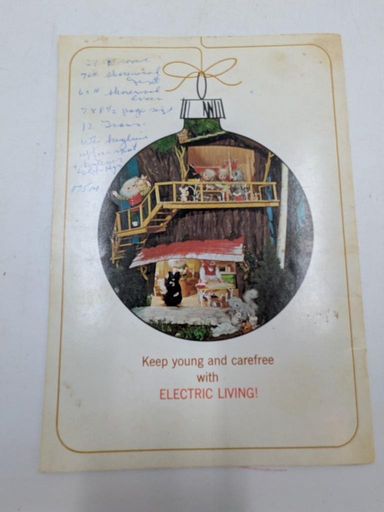 1970 WE Energies Cookie Book Wisconsin Electric Christmas Cooky Recipe Book B