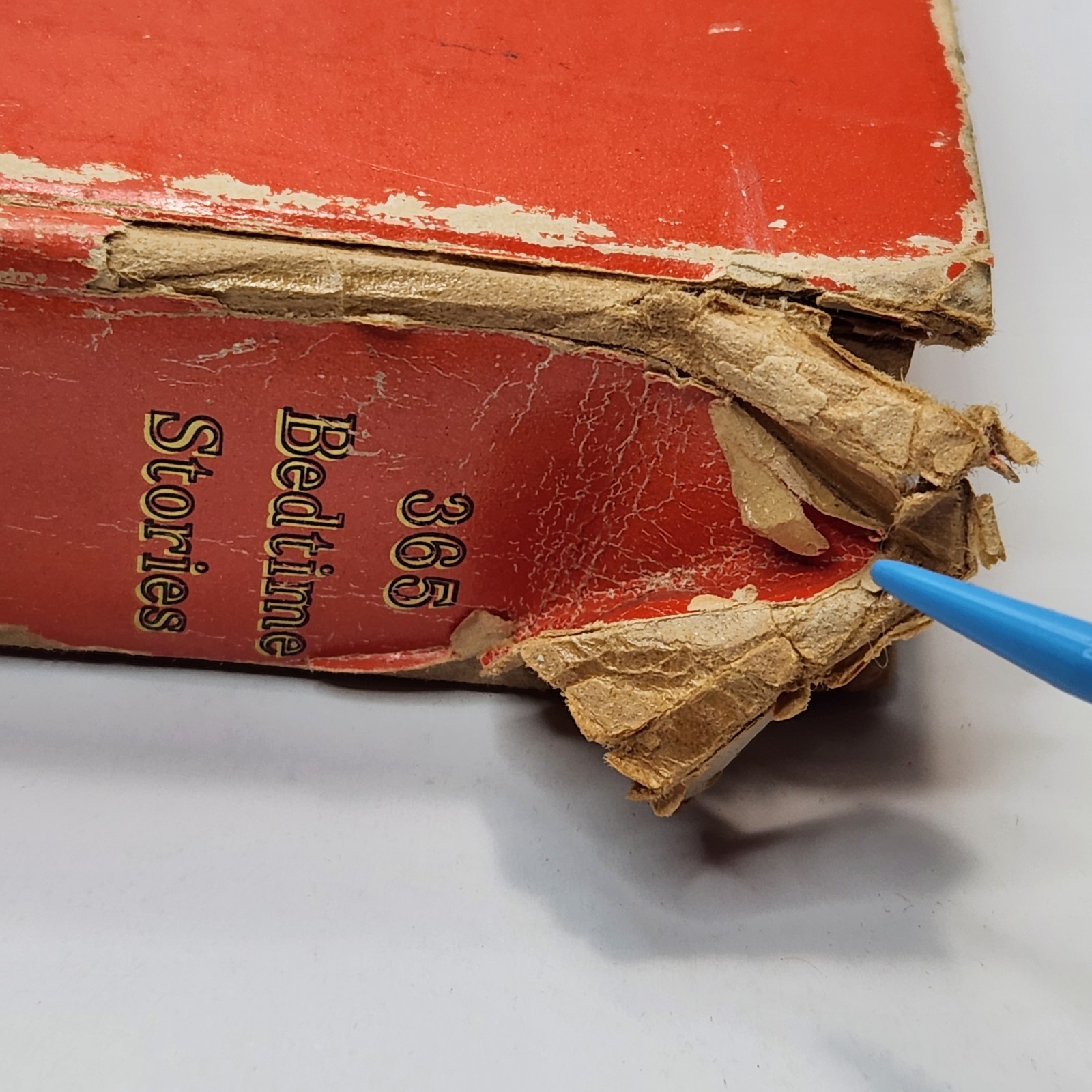 1944 Whitman Publishing “365 Bedtime Stories” (READ CONDITION)