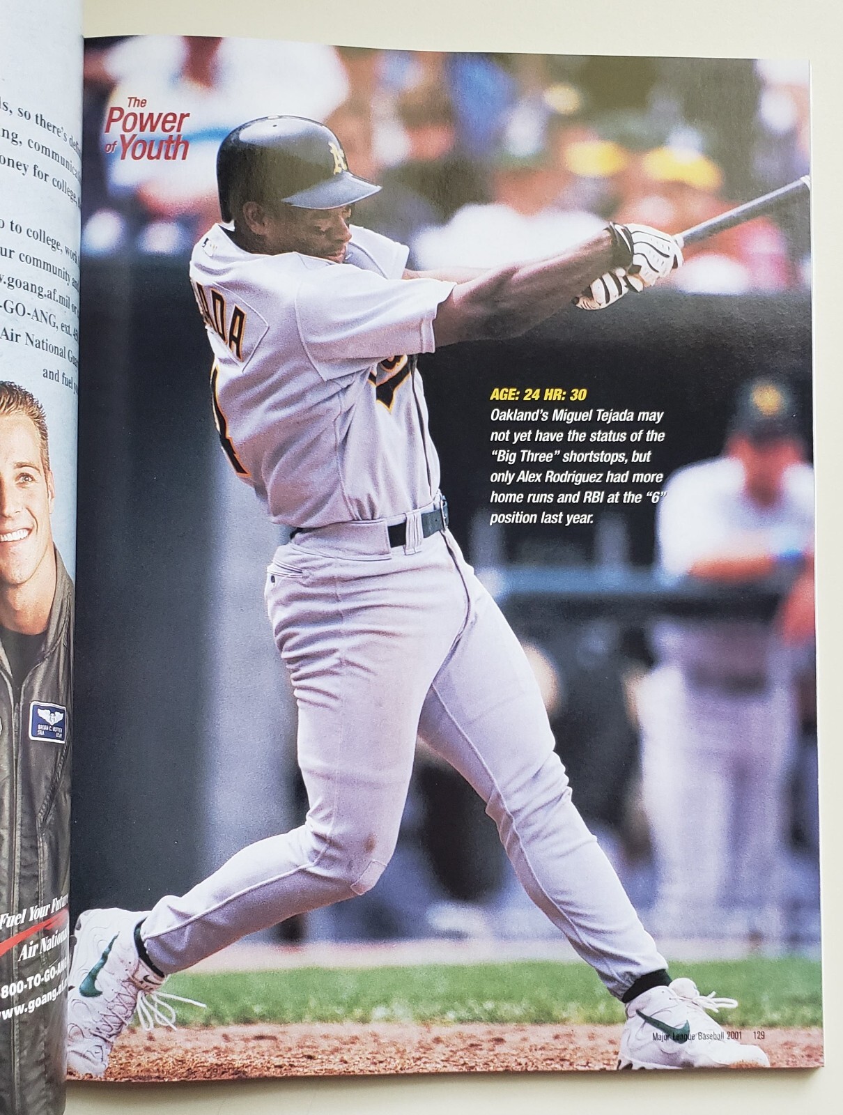 2001 MLB Official Guide To The 2001 Baseball Season Program 240 Pages MINT/NEW