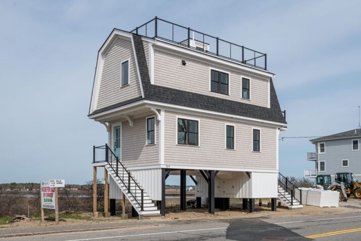 New Development, Single-Family Home – 529 North End Blvd