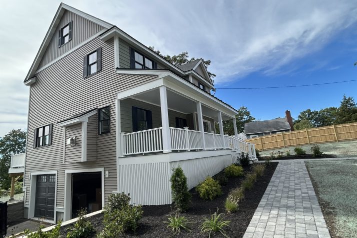 32 Walnut Street – Dracut, MA – FOR SALE Thumbnail 3