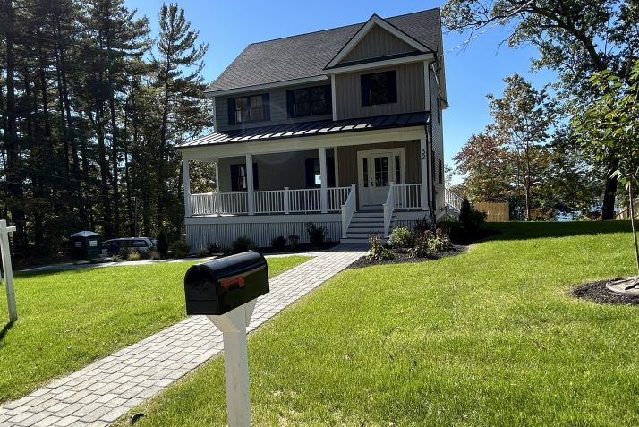 32 Walnut Street – Dracut, MA – FOR SALE Thumbnail