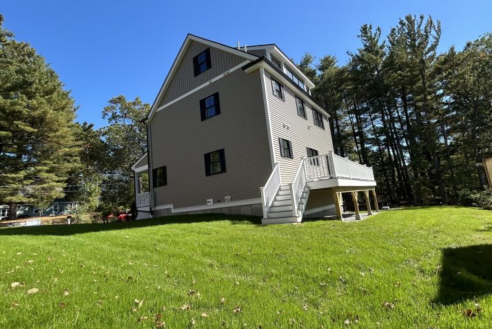 32 Walnut Street – Dracut, MA – FOR SALE Thumbnail 4