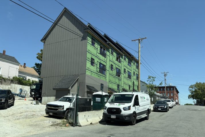 6 Wiggins Street – Lowell, MA Thumbnail 1