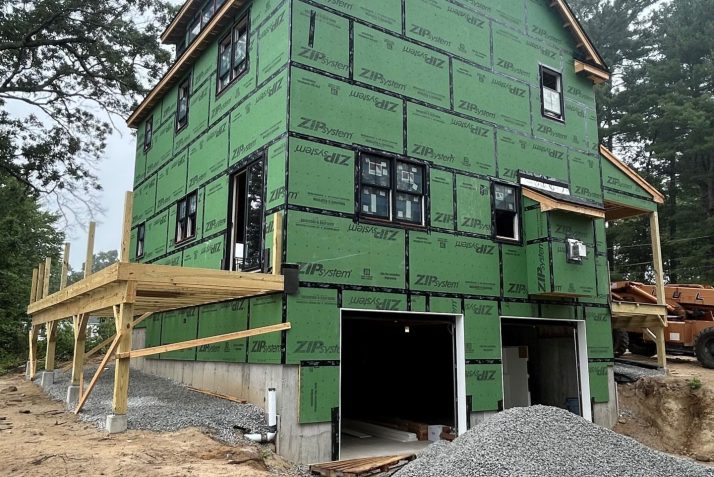 32 Walnut Street – Dracut, MA Thumbnail