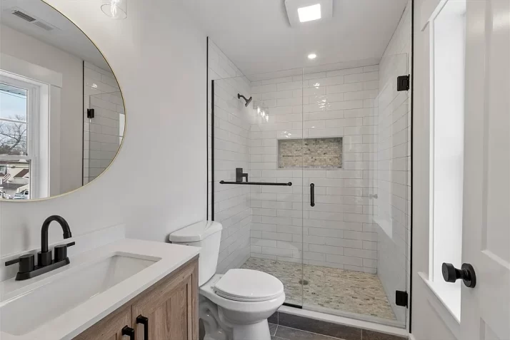 20 Mount Pleasant Ave. Dracut, MA – FOR SALE Thumbnail