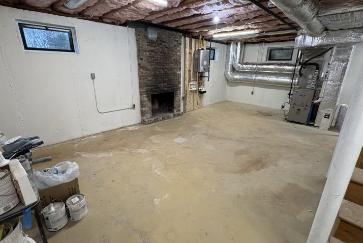 105 Stafford Road Lowell, MA – For Sale Thumbnail